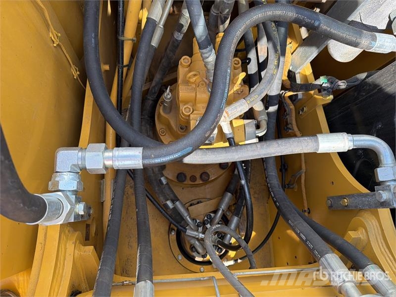 CAT 323D3 Excavadora Hidraulica / Tracked Excavator Pásové rýpadlá