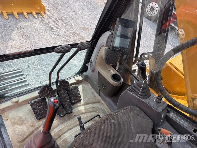 CAT 323D3 Tracked Excavator Excavadoras sobre orugas