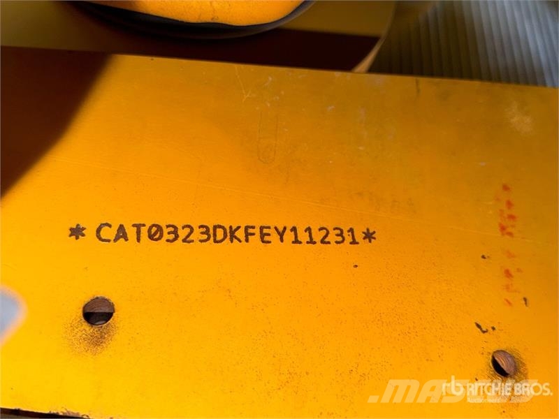 CAT 323D3 Tracked Excavator Excavadoras sobre orugas
