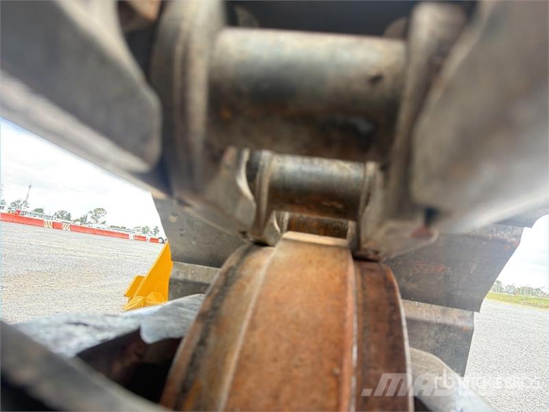 CAT 323D3 Tracked Excavator Excavadoras sobre orugas