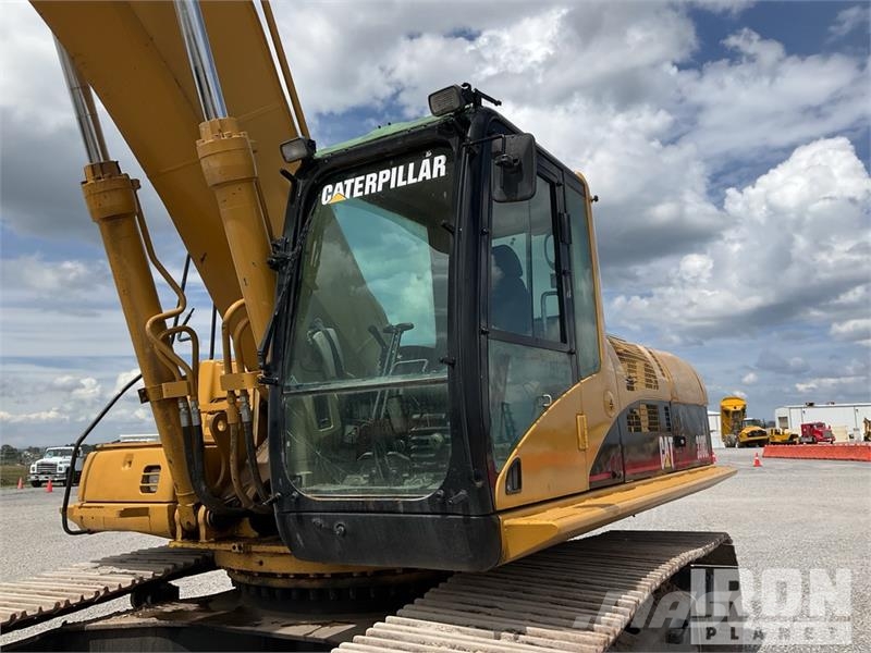 CAT 330CL Tracked Excavator Lánctalpas kotrók