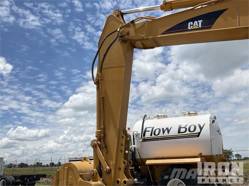 CAT 330CL Tracked Excavator Lánctalpas kotrók
