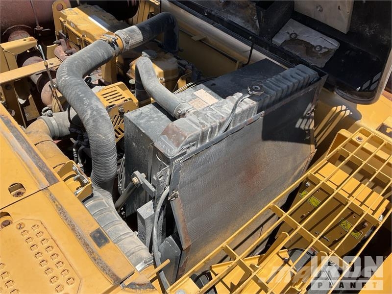 CAT 330CL Tracked Excavator Lánctalpas kotrók