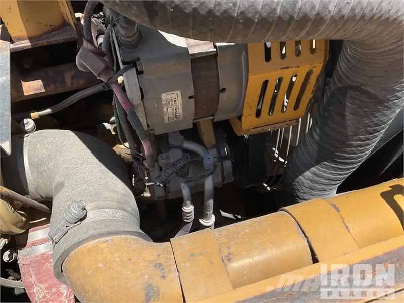 CAT 330CL Tracked Excavator Lánctalpas kotrók
