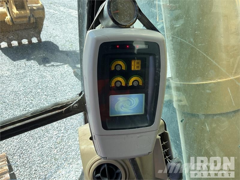 CAT 330CL Tracked Excavator Lánctalpas kotrók