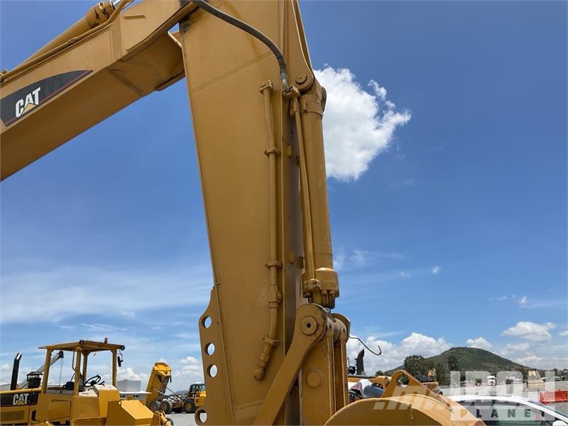 CAT 330CL Tracked Excavator Lánctalpas kotrók