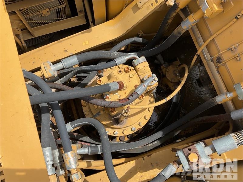 CAT 330CL Tracked Excavator Lánctalpas kotrók