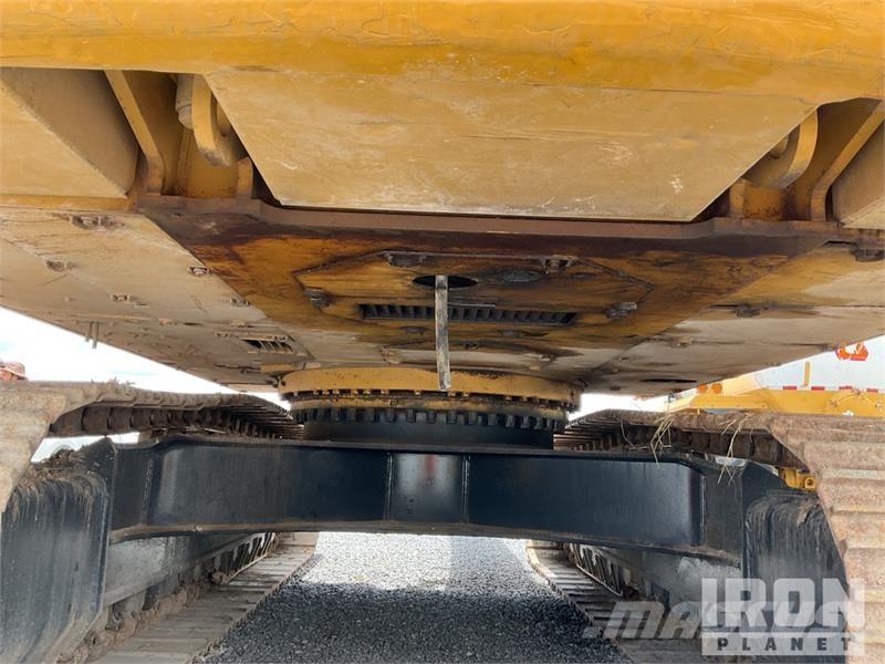 CAT 330CL Tracked Excavator Lánctalpas kotrók