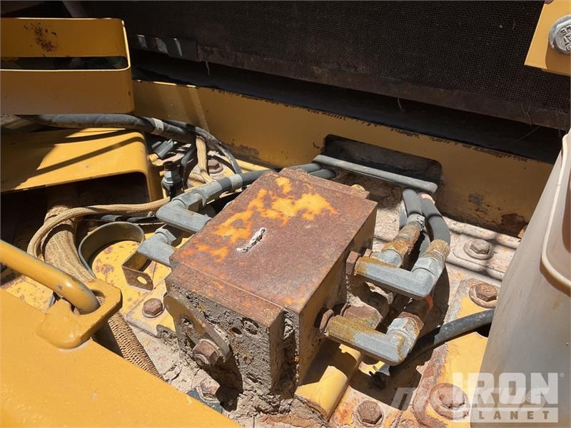 CAT 330CL Tracked Excavator Lánctalpas kotrók