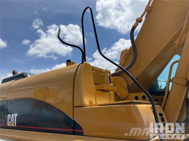 CAT 330CL Tracked Excavator Lánctalpas kotrók