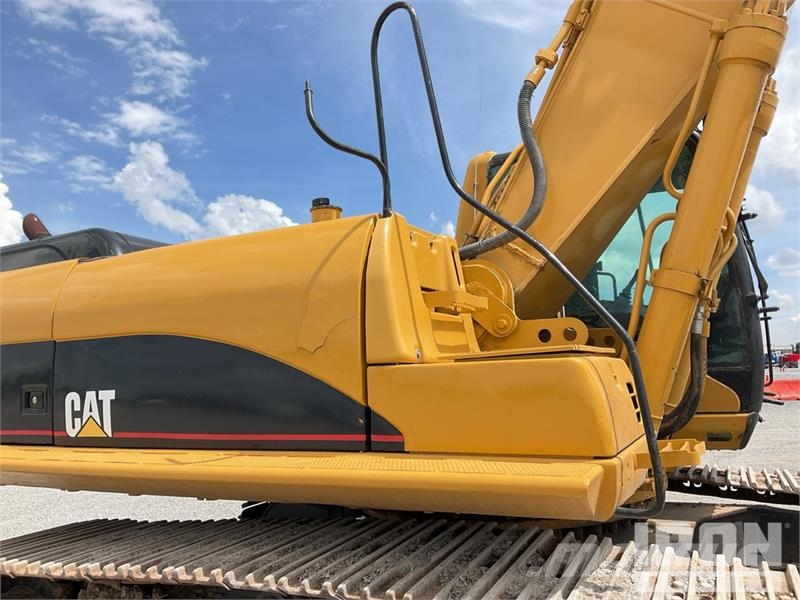 CAT 330CL Tracked Excavator Lánctalpas kotrók