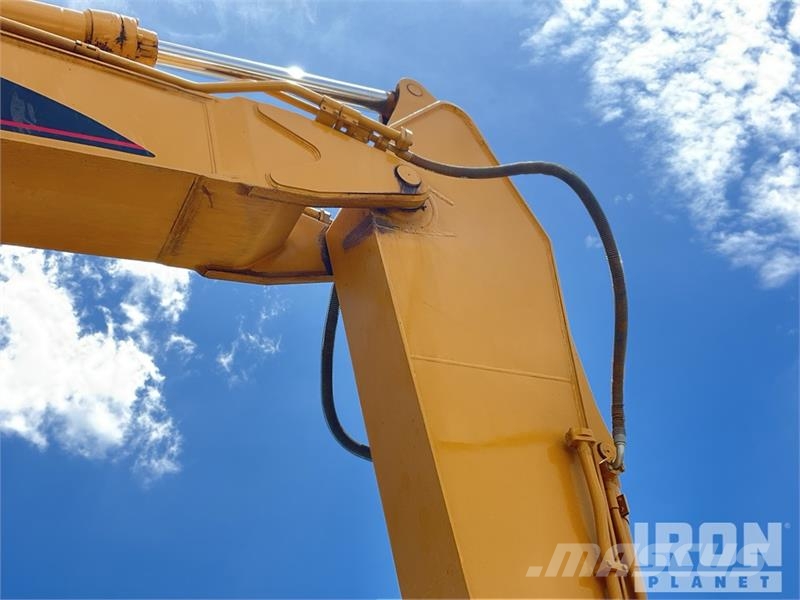 CAT 330CL Tracked Excavator Lánctalpas kotrók