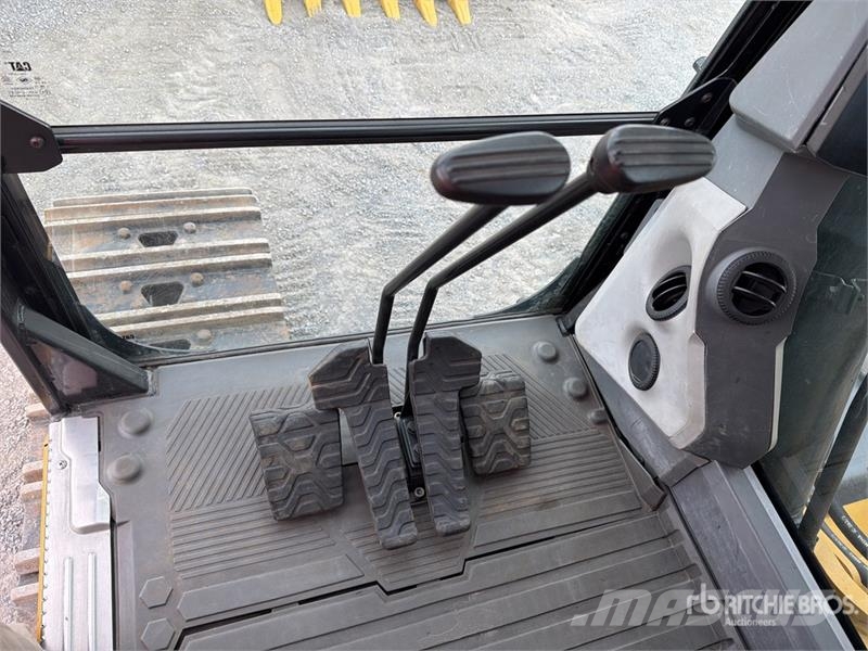 CAT 330GC Excavadora Hidraulica / Tracked Excavator Lánctalpas kotrók