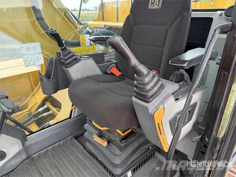CAT 330GC Excavadora Hidraulica / Tracked Excavator Lánctalpas kotrók