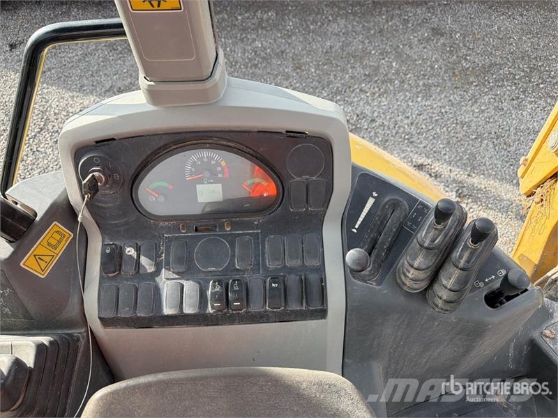 CAT 416 Tractopelle