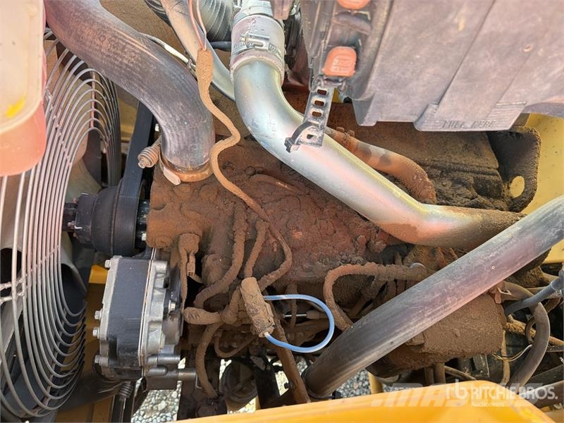 CAT 416 Tractopelle