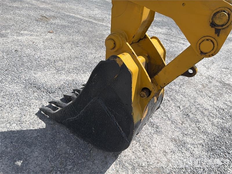 CAT 416D Екскаватори-навантажувачі