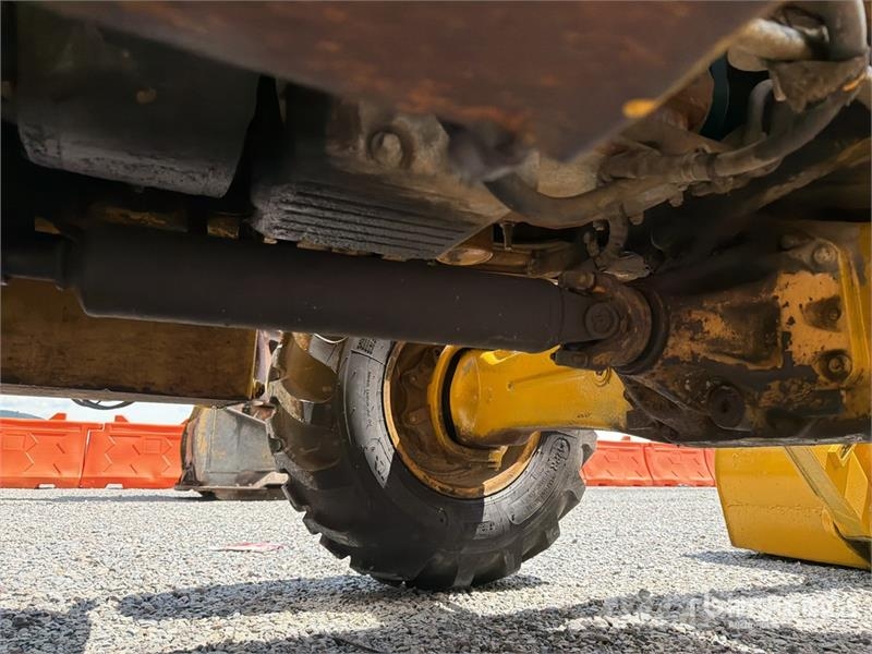 CAT 416E Εκσκαφείς Φορτωτές τύπου JCB