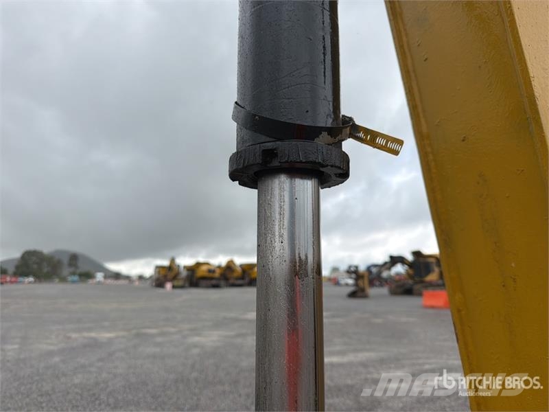CAT 416E Baggerlader