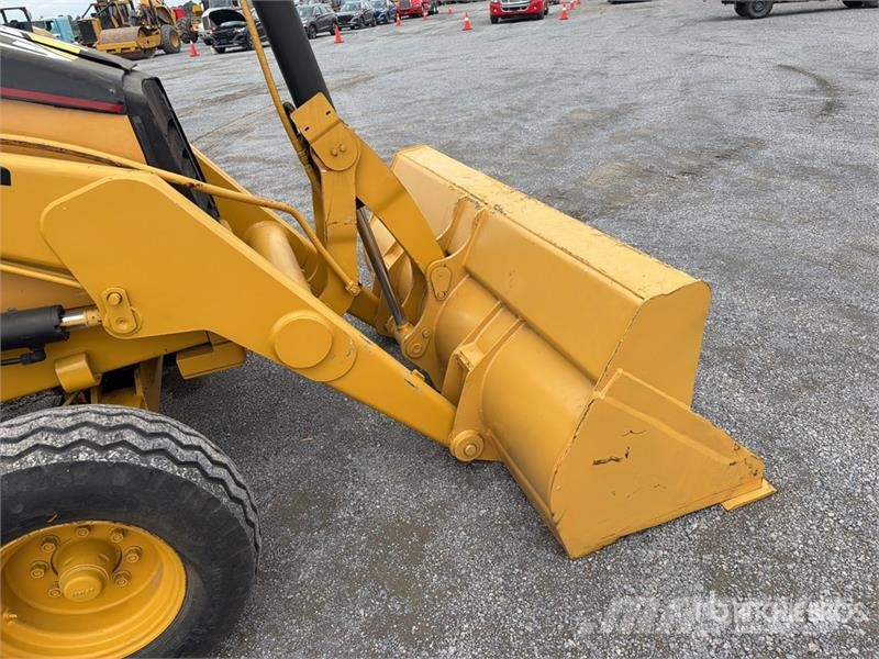 CAT 420D Koparko-ładowarki