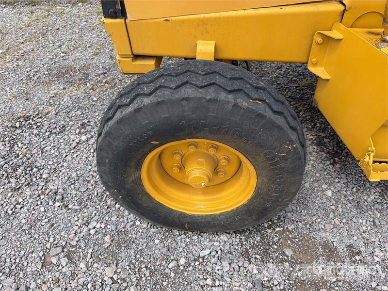 CAT 420D Koparko-ładowarki