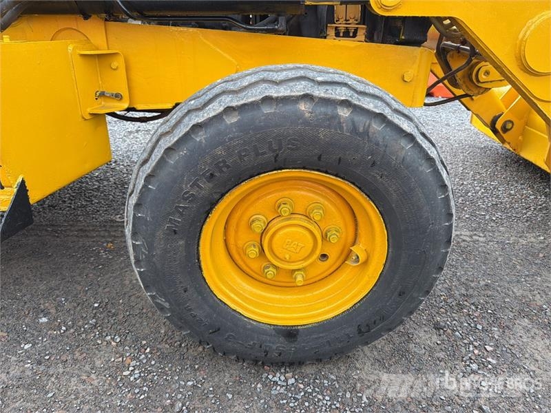 CAT 420E Grävlastare