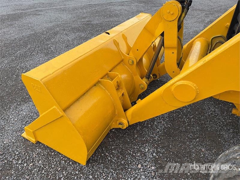 CAT 420E Grävlastare
