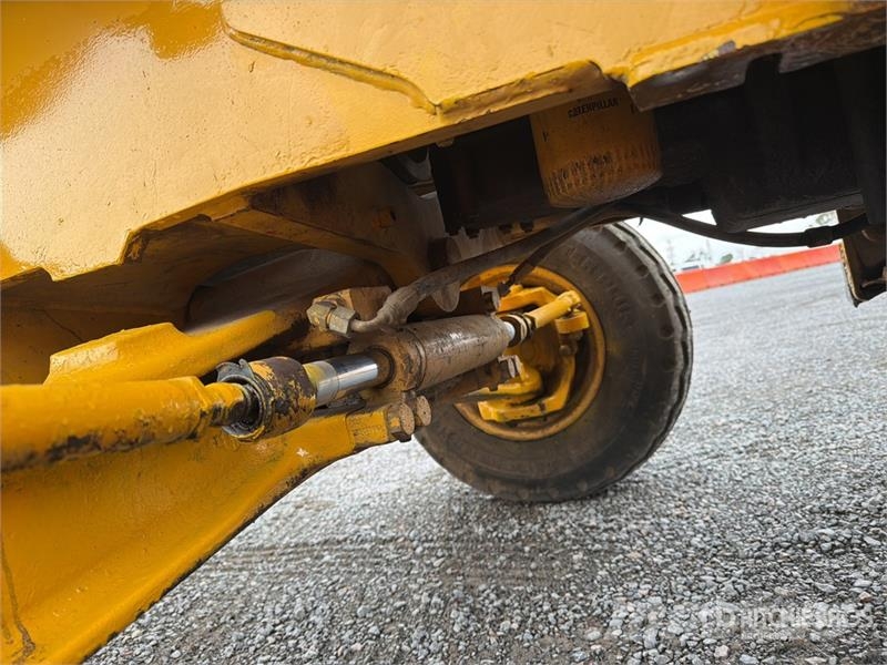 CAT 420E Grävlastare