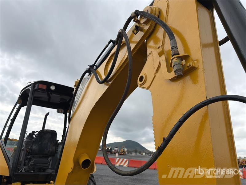 CAT 420E Grävlastare