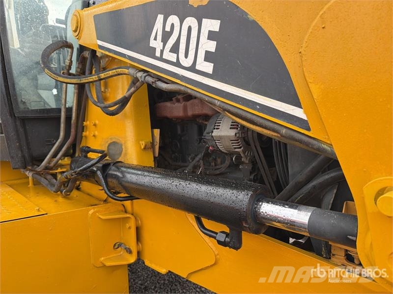 CAT 420E Grävlastare