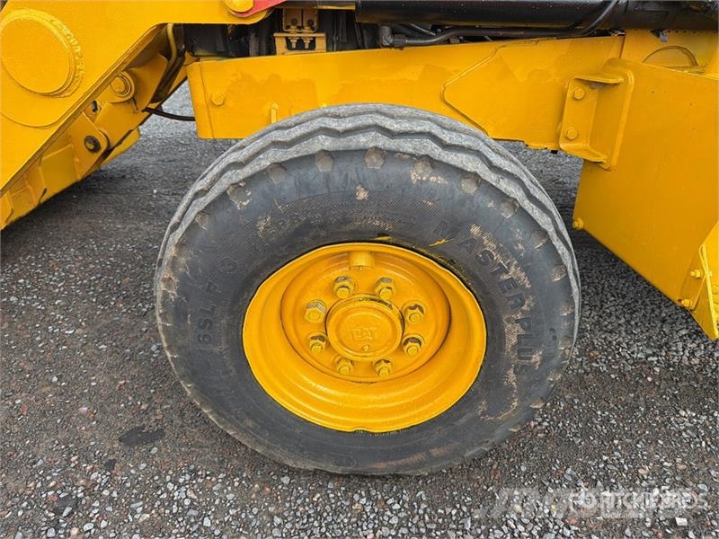 CAT 420E Grävlastare
