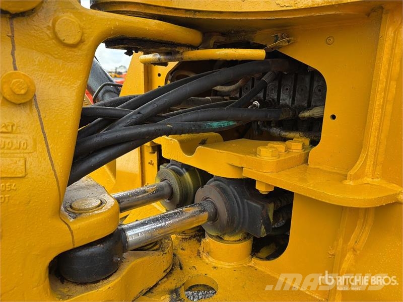 CAT 420E Grävlastare