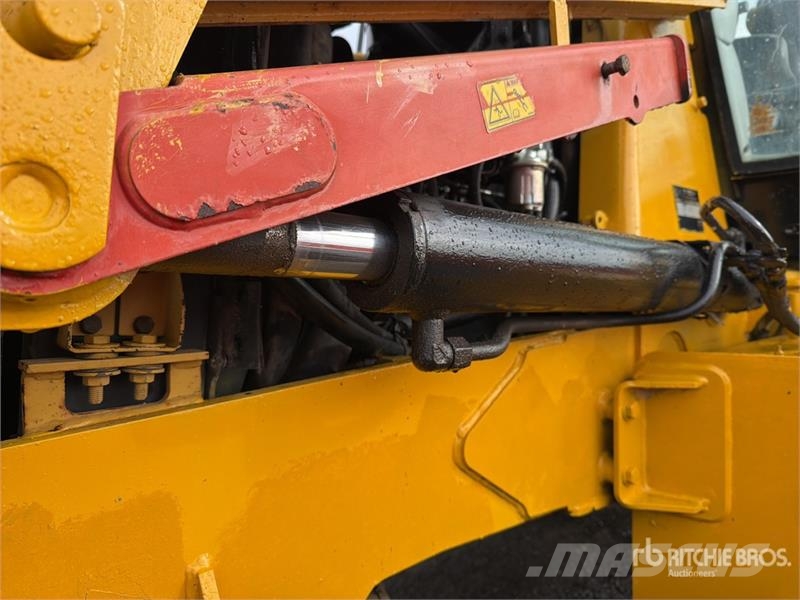 CAT 420E Grävlastare