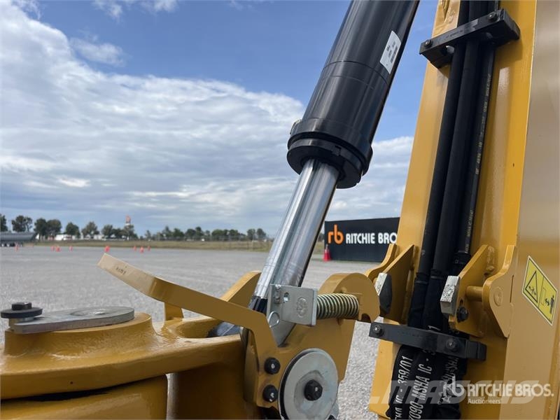 CAT 424 4x2 Retroexcavadora (Sin Usar) / Backhoe Loade Baggerlader
