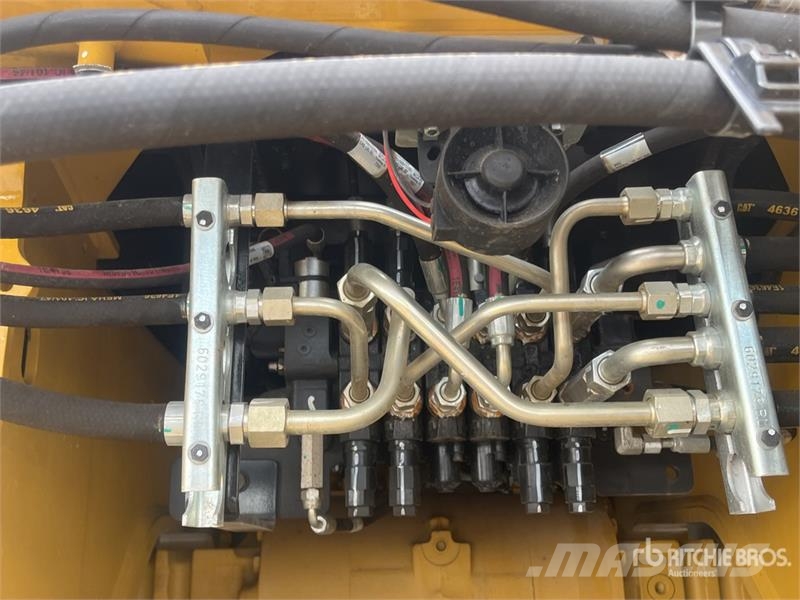 CAT 424 4x2 Retroexcavadora (Sin Usar) / Backhoe Loade Baggerlader