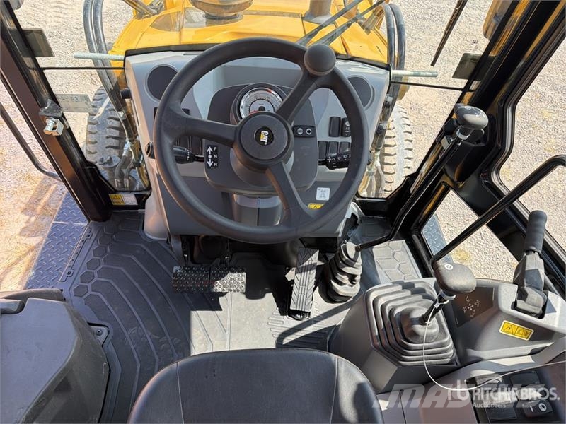 CAT 424 4x2 Retroexcavadora (Sin Usar) / Backhoe Loade Kaivurikuormaajat