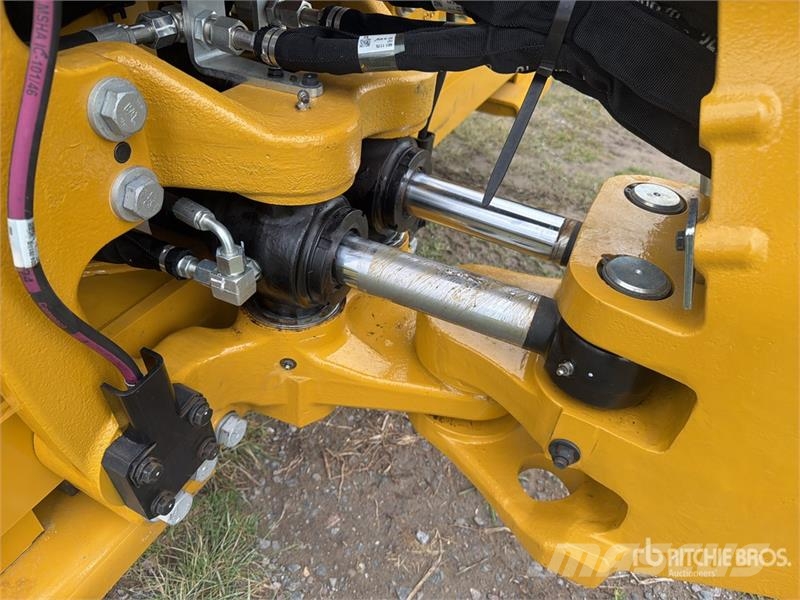 CAT 424 4x2 Retroexcavadora (Sin Usar) / Backhoe Loade バックホーローダー