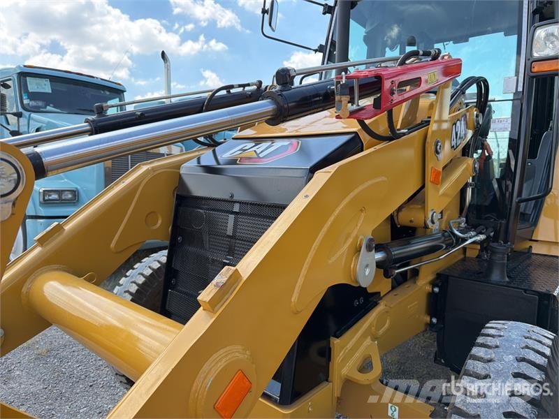 CAT 424 4x2 Retroexcavadora (Sin Usar) / Backhoe Loade Kaivurikuormaajat