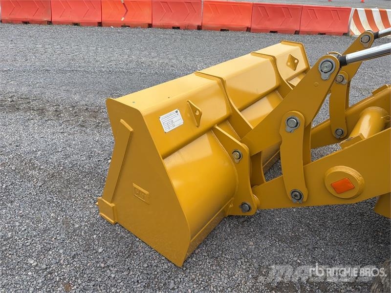 CAT 424 4x2 Retroexcavadora (Sin Usar) / Backhoe Loade バックホーローダー