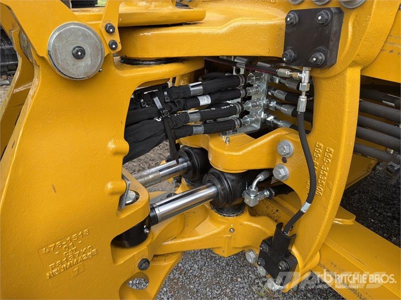 CAT 424 4x2 Retroexcavadora (Sin Usar) / Backhoe Loade バックホーローダー