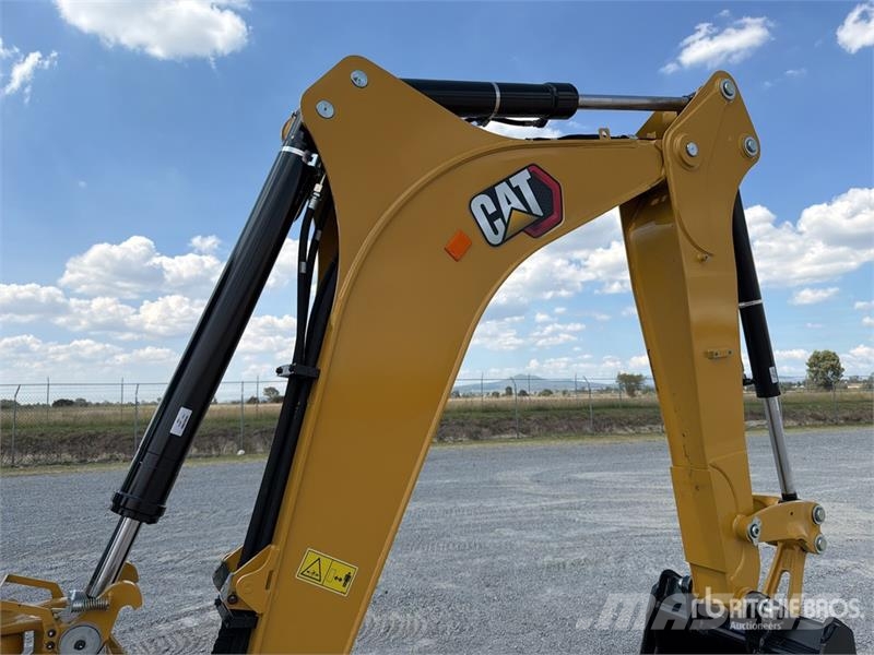 CAT 424 4x2 Retroexcavadora (Sin Usar) / Backhoe Loade Kaivurikuormaajat