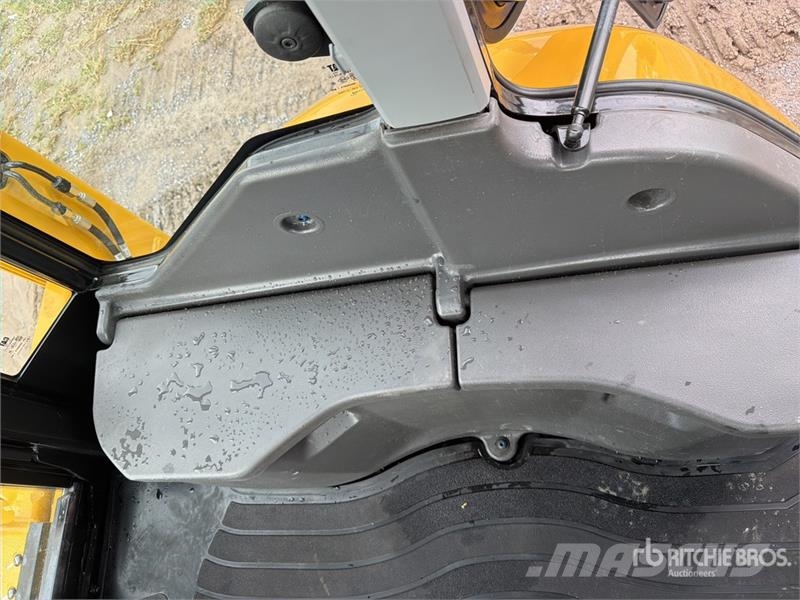 CAT 424 4x2 Retroexcavadora (Sin Usar) / Backhoe Loade バックホーローダー