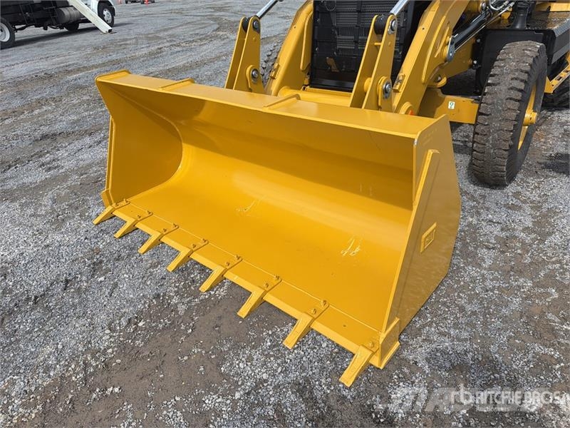 CAT 424 4x2 Retroexcavadora (Sin Usar) / Backhoe Loade バックホーローダー