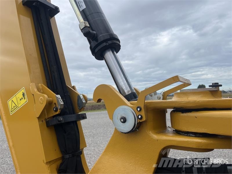 CAT 424 4x2 Retroexcavadora (Sin Usar) / Backhoe Loade Baggerlader