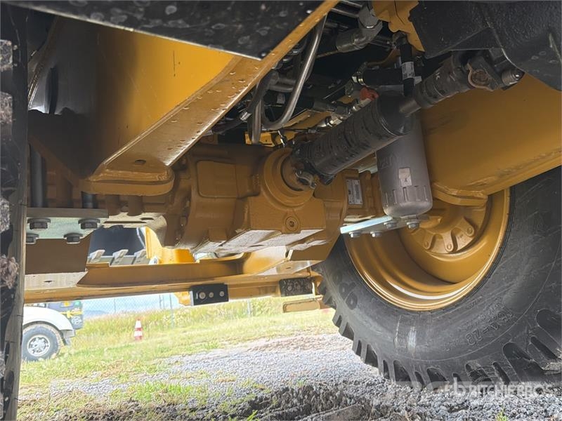CAT 424 4x2 Retroexcavadora (Sin Usar) / Backhoe Loade バックホーローダー