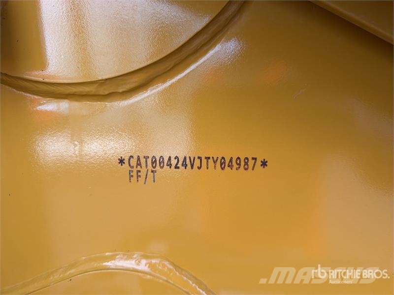 CAT 424 Retroexcavadora (Sin Usar) / Backhoe Loader (U Rovokopači