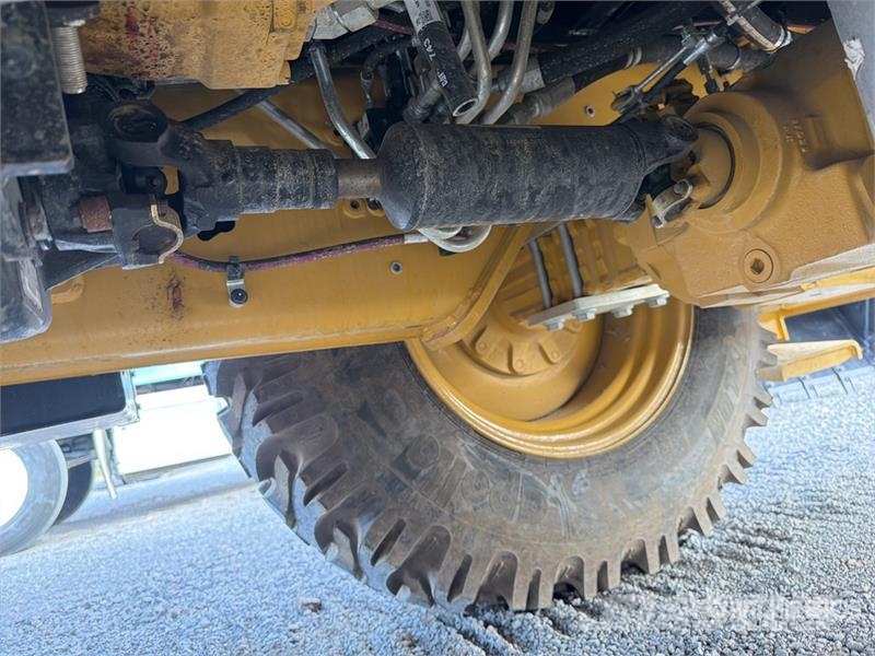 CAT 424 Retroexcavadora (Sin Usar) / Backhoe Loader (U Rovokopači