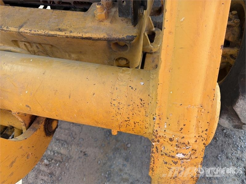 CAT 430D Retrocargadoras