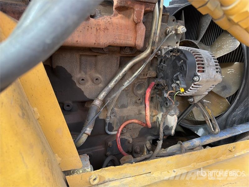 CAT 430D Retrocargadoras