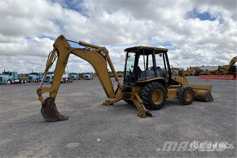 CAT 430D Retrocargadoras
